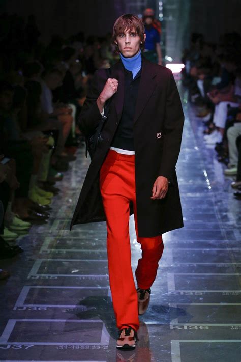 prada ss19 mens|Prada Spring 2019 Menswear Collection .